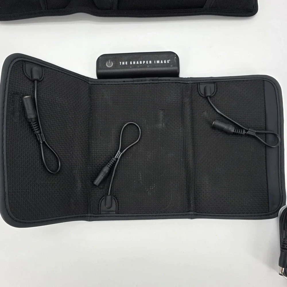 Sharper Image Folding Portable Charging Valet CG-C140 Black Travel Kit AC DC